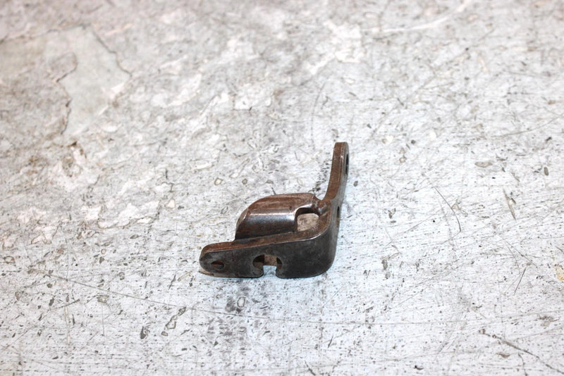 1988 Yamaha  Moto 4 Oem Cable Holder 29U-21161-00-00 AY23