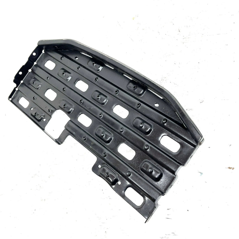 95-98 Polaris Magnum 425 4X4 OEM Right Footrest 1040351-067 AP232