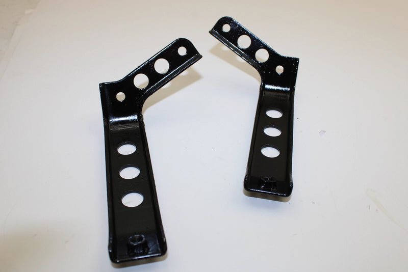 00 Kawasaki Bayou 300 4x4 OEM Rear Fender Lower Bracket Pair 35011-1440 AK8