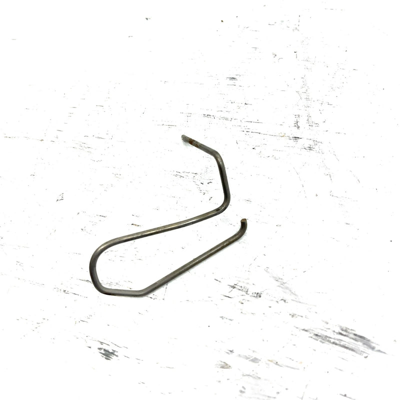 2004 John Deere Trail Buck 650 EXT OEM Latch Spring 705000259 AJ1.1