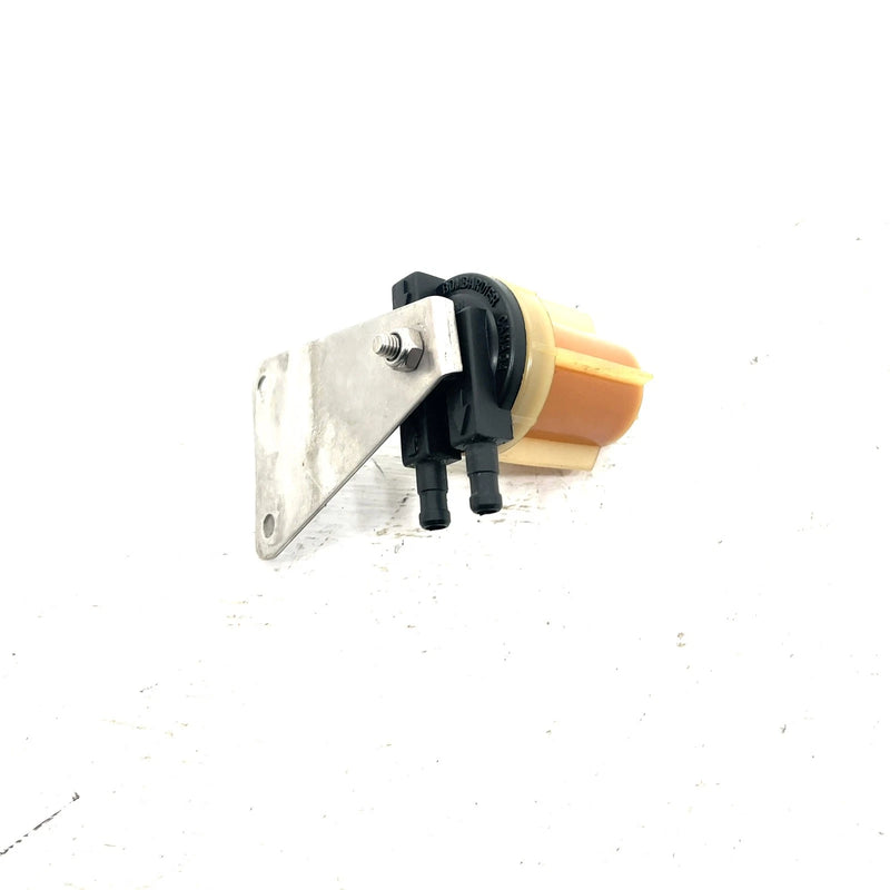 1994  Sea-Doo XP OEM Fuel Filter W/Bracket 275500088 JS63