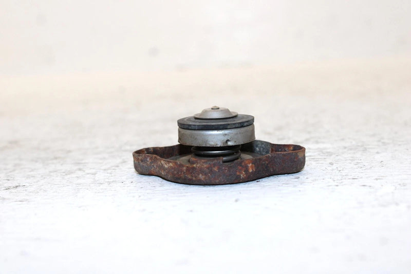 1991 Yamaha Exciter Ii 570 Liquid Oem Coolant Cap 1B3-12462-00-00 SY24