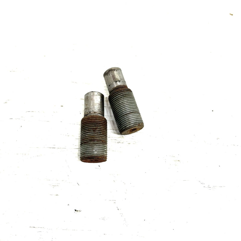 93-99 Yamaha Kodiak 400 4x4 OEM Swingarm Pivot Bolt Pair 4WV-22141-00-00 AY71