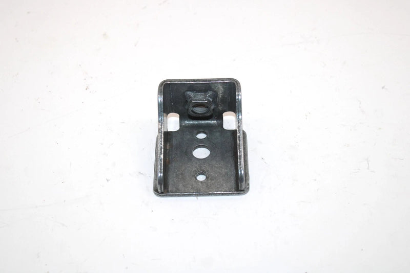 2002 Yamaha Sx Viper Oem Rear Lower Engine Mount 8CR-21427-10-00 SY60