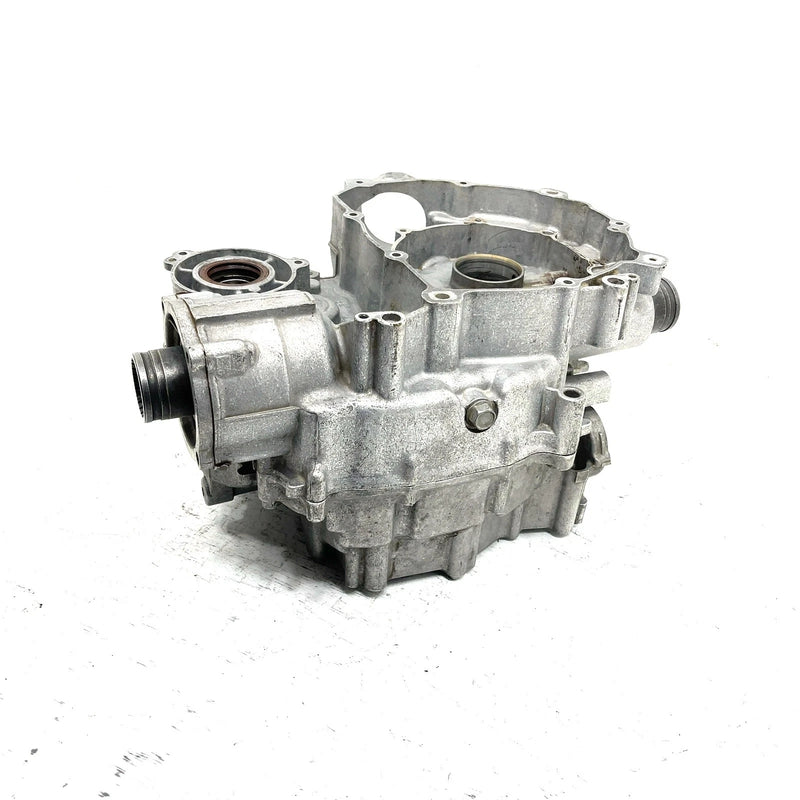 null Yamaha Grizzly 550 YFM550 4x4 OEM Crankcase 3B4-15100-27-00 AY65