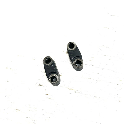 1986 Yamaha Moto 4 OEM Handlebar Clamp Pair 1E6-23441-00-00 AY66