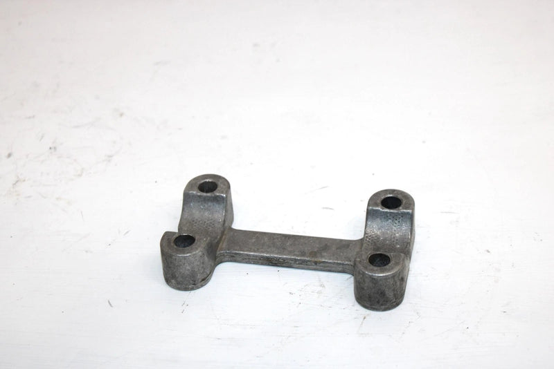 2003 Bombardier Traxter 500 Oem Handlebar Clamp 709400028 AB15.1
