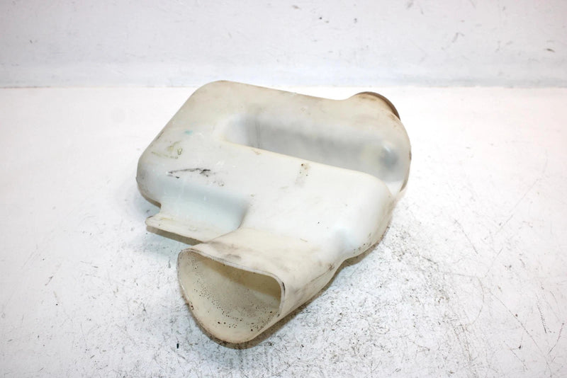 1994 Kawasaki 750 Ss Super Sport Oem Rear Main Air Duct 14073-3737 JK9