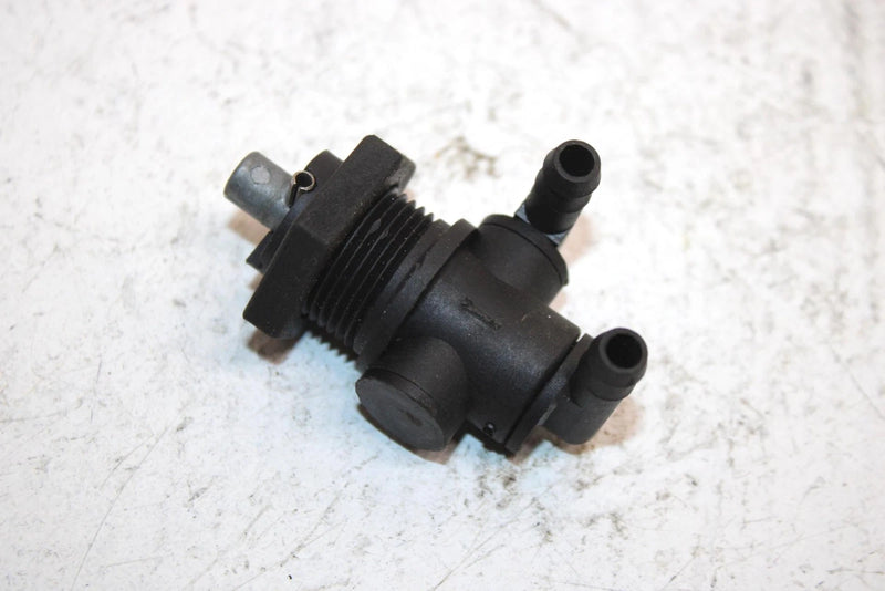 2001 Polaris Virage Oem Fuel Shut Off Valve 7052159 JP28