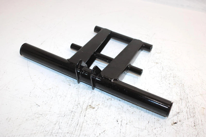 88 Yamaha Excel Iii Oem Rear Torque Arm And Pivot 8V0-47332-00-00 SY12