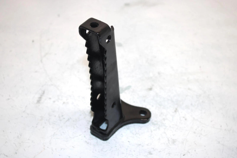 93 Yamaha  Timberwolf  2wd Oem Left Footrest 3JM-27411-00-00 AY34