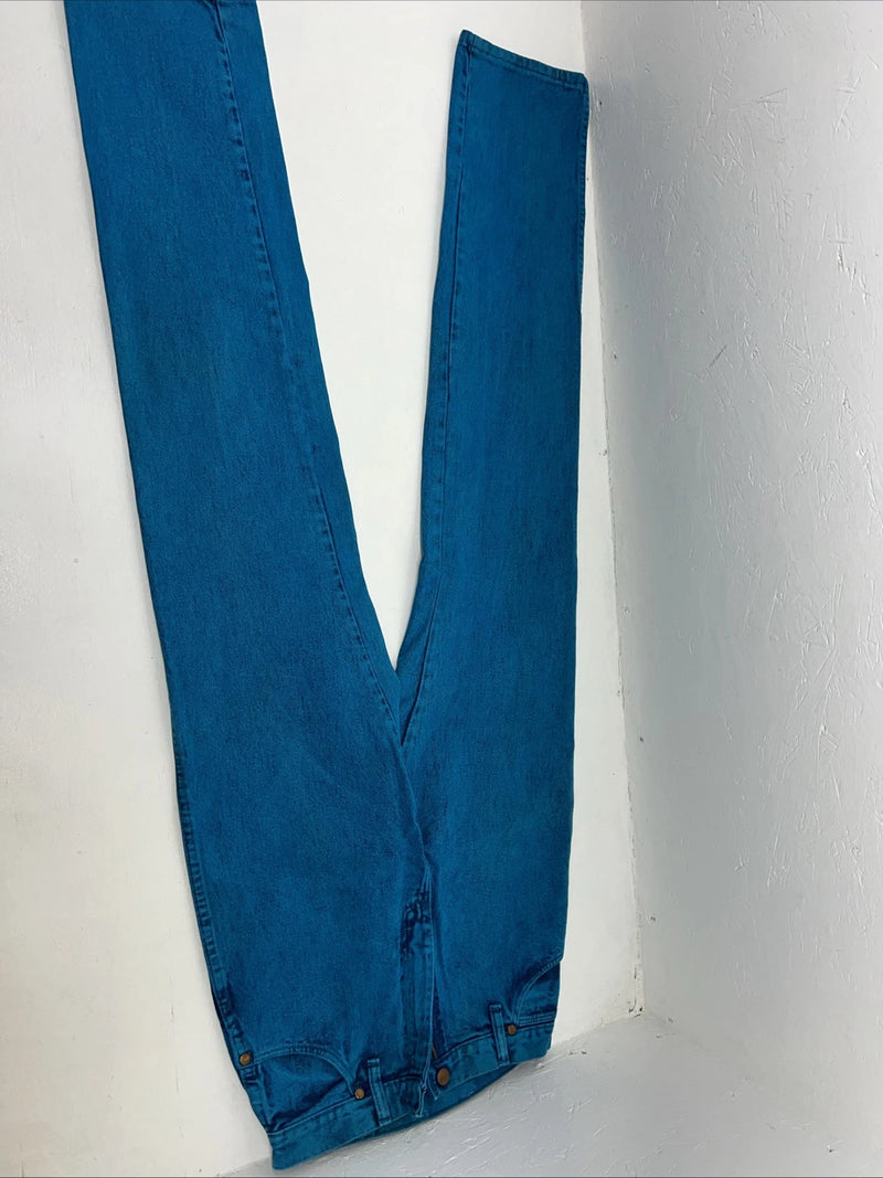 New Women’s Blue Wrangler Cowboy Cut Regular Fit Denim Jeans. 9/10x36 P-18