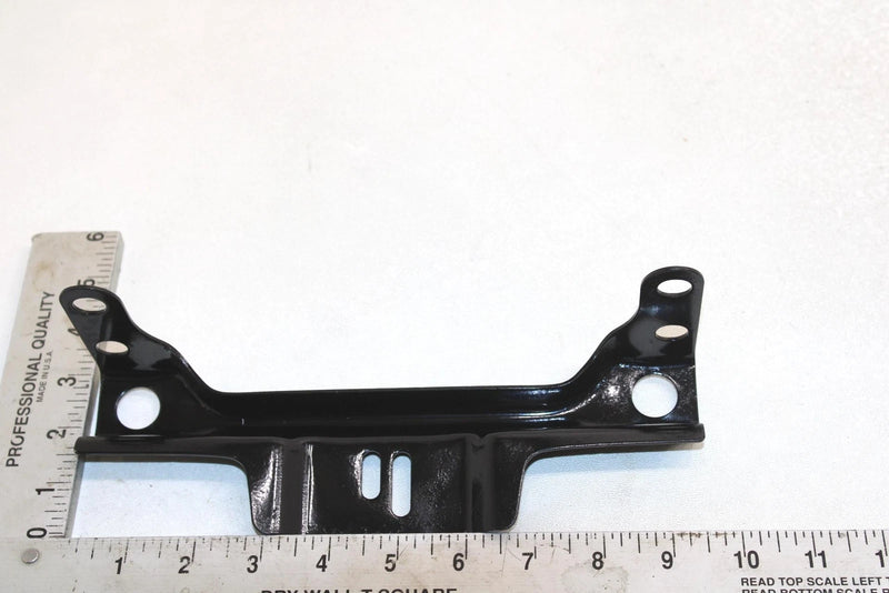 02 Polaris Magnum 325 4x4 Oem Carburetor Support Bracket 5245671-067 Q5439