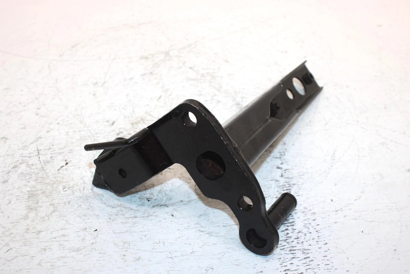1998 Yamaha  Grizzly Oem Right Rear Footrest Support 4WV-27421-00-00 AY49