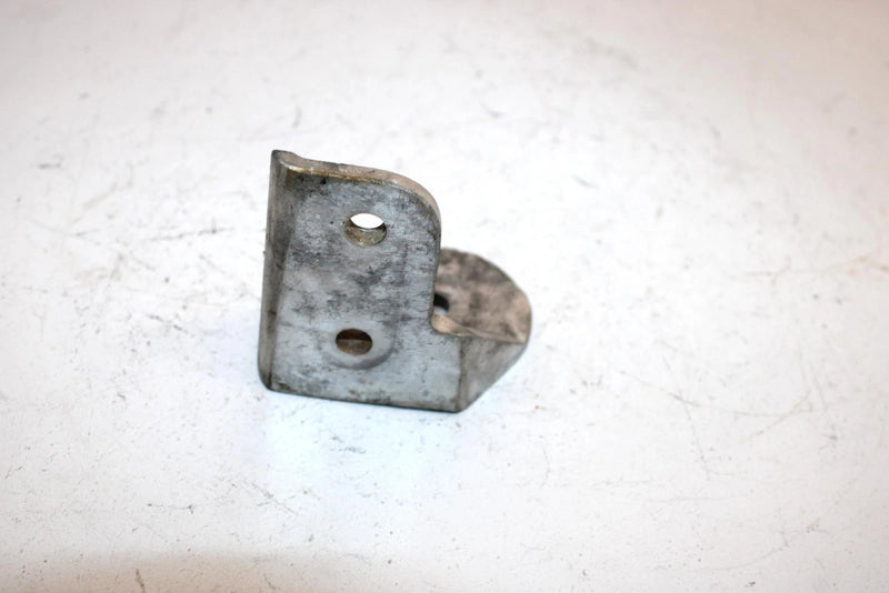 96 Arctic Cat Zrt 600 Oem Rear Motor Mount Bracket 0708-025 Q2197