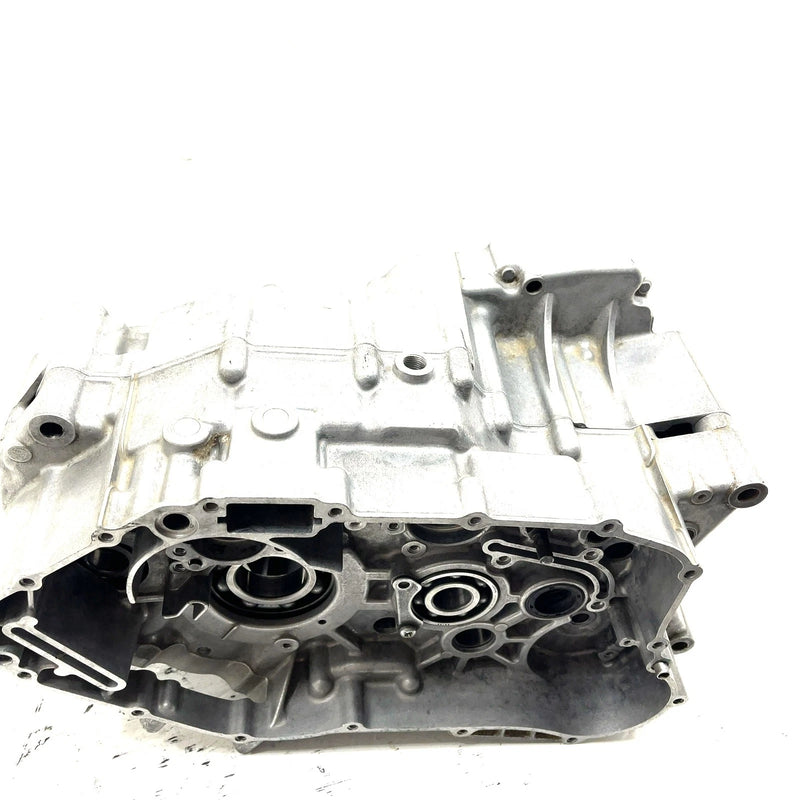 93-95 Kawasaki Bayou 400 KLF400B 4x4 OEM Crankcase 14001-5308 AK32