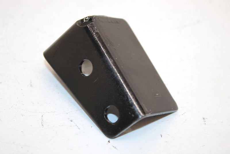 03 Bombardier Quest 650 Oem Right Front Engine Bracket 707000101 AB1.1
