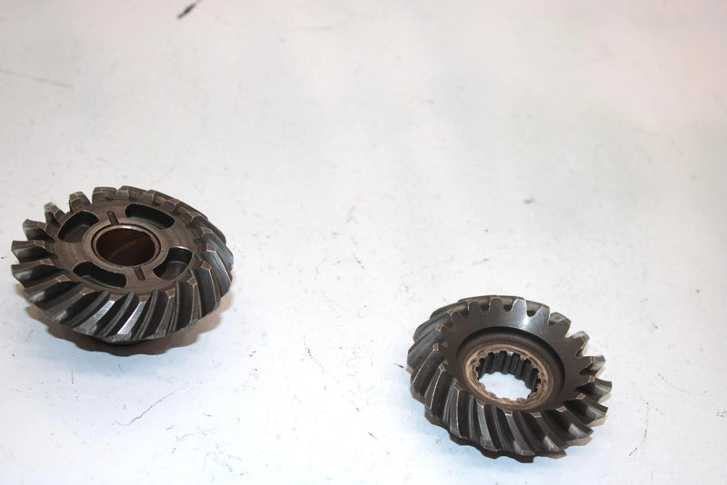 86 Yamaha  Moto 4 Yfm200dxs Oem Middle Drive Gear Pair 52G-17530-00-00 AY1