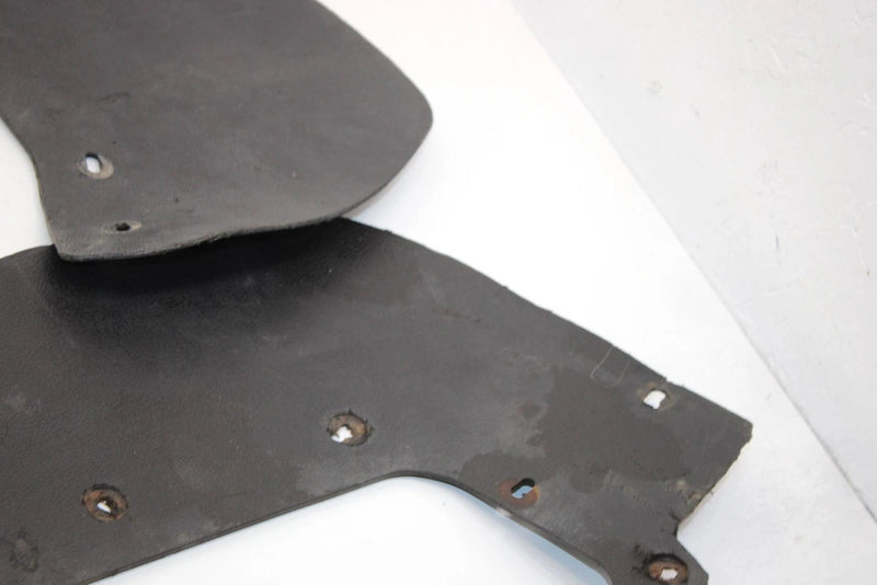 95 Polaris 300 4x4 Oem Rear Fender Flap set 5850061 5850060 AP39