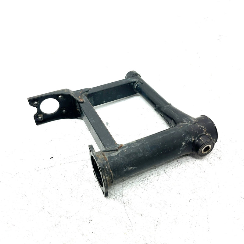 2000 Kawasaki Prairie 300 KVF300A 4x4 OEM Rear Swingarm 33001-1552 AK31.1