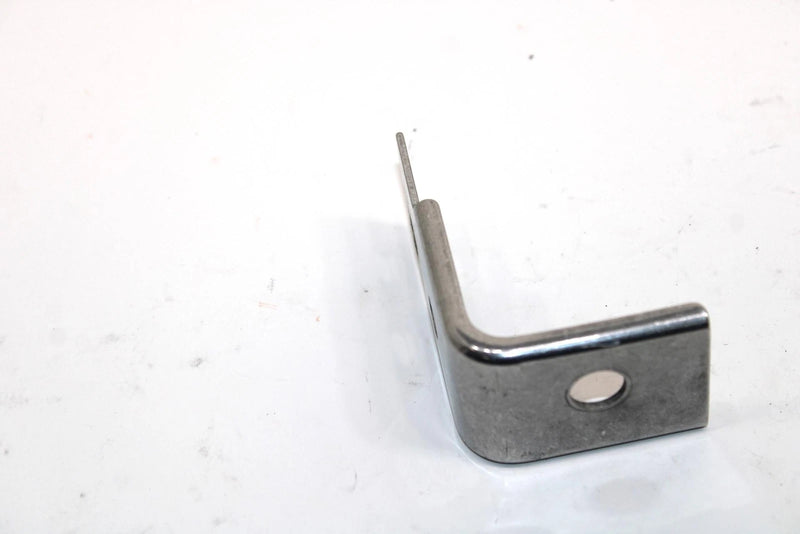 1988 Yamaha Xlv Oem Rear Bumper Bracket Pair 8M6-77526-01-00 SY128