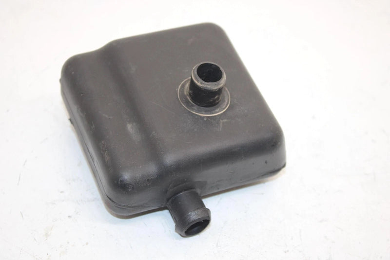 83 Yamaha  Tri Moto 225 Ytm225dx Oem Air Chamber 29U-13581-00-00 AY41