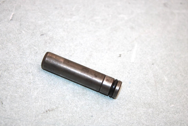 05 Yamaha  Bruin  4wd Hunter  Oem Rocker Arm Shaft 4SH-12156-00-00 AY38