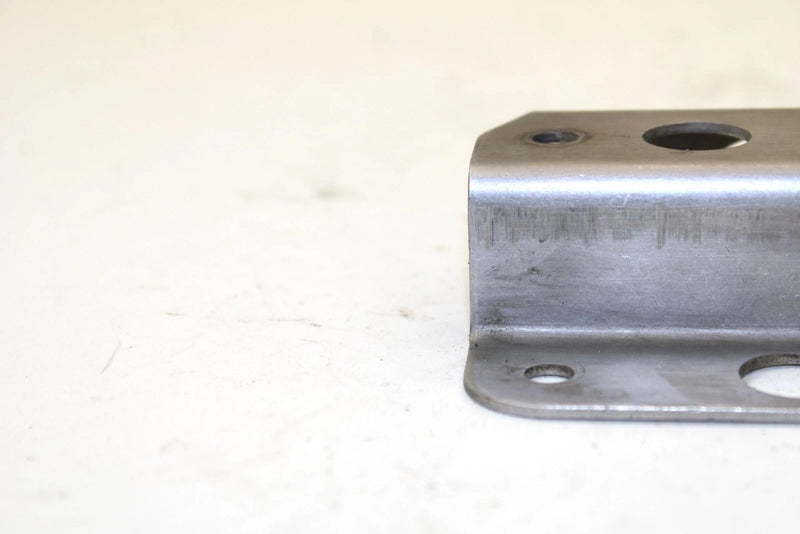 1992 Kawasaki Jet Ski 750 Ss Oem Rear Seat Latch Bracket 53045-3704 JK2