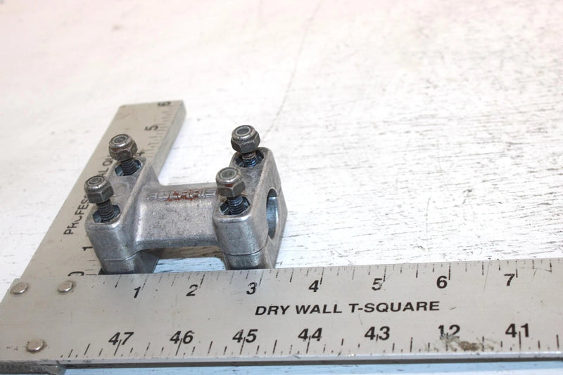 1997 Polaris Indy 500 Oem Handebar Mount W/Bolts 5630187-067 SP20