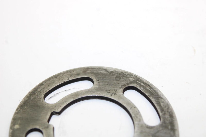 89 Yamaha Moto 4 YFM350ER OEM Crankshaft Bearing Cover 1YW-11565-00-00 AY30
