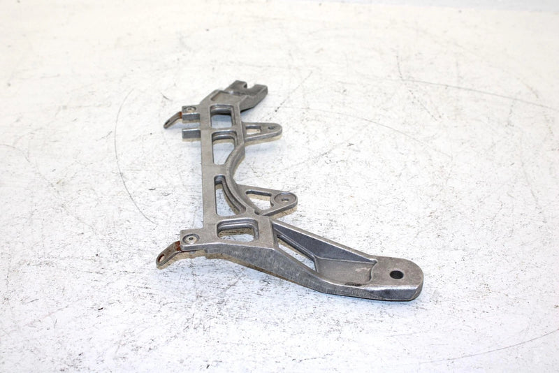 2013 Polaris 600 Rush Pro Oem Muffler Mount Bracket 1017804 SP30