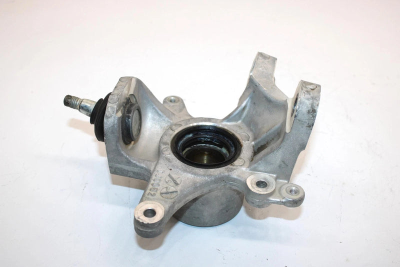 15 Suzuki King Quad 500 Oem Left Steering Knuckle 51241-31G20 AS10