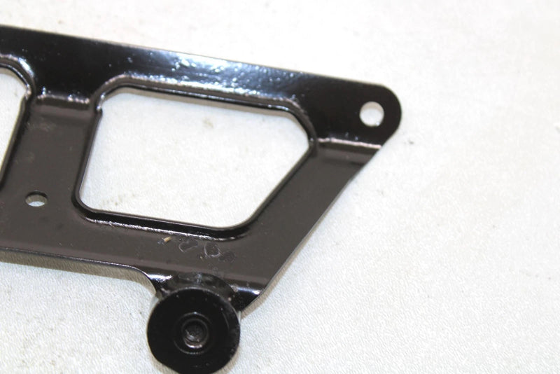 2003 Polaris Magnum 330 Oem Top Oil Cooler Bracket With Dampner 5245416-067AP120
