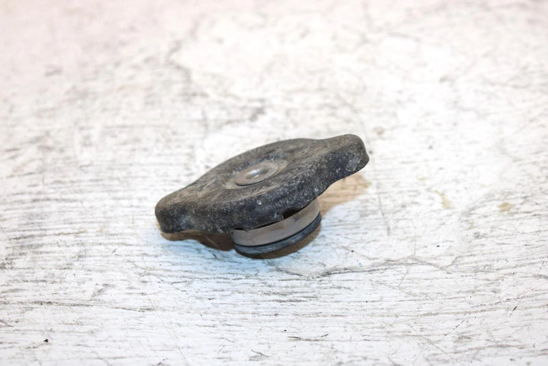 1997 Yamaha Vmax Sx 700 Triple Oem Radiator Cap 4FL-12462-00-00 SY10