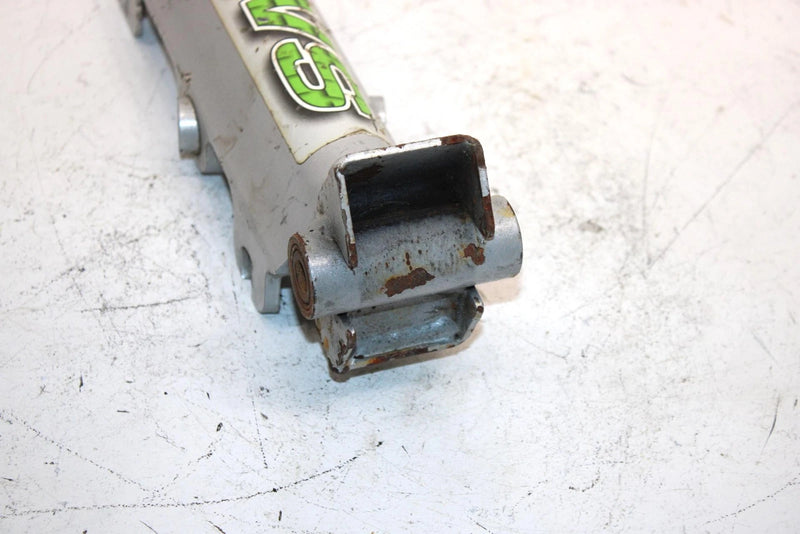 04 Arctic Cat Zr 900 Efi Oem Right Steering Knuckle 1703-352 SAS4