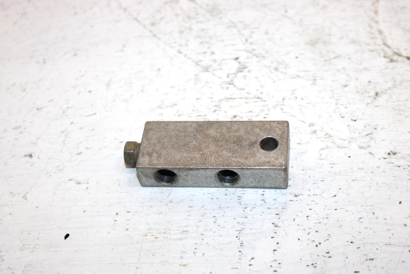 2004 Arctic Cat V2 650 Oem Brake Block Junktion 1402-086 AA28