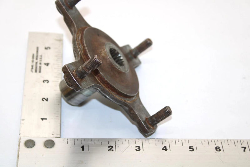 1987 Suzuki Quadrunner 250 Oem Wheel Hub 54110-19B01 54110-19B00 Q2010