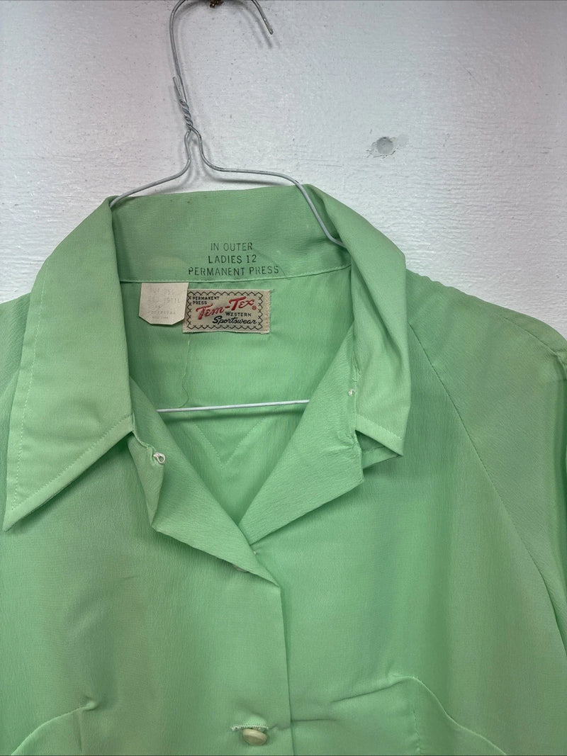 New Women’s Tem Tex Green Long Sleeve Button Up Size 12 KK-38