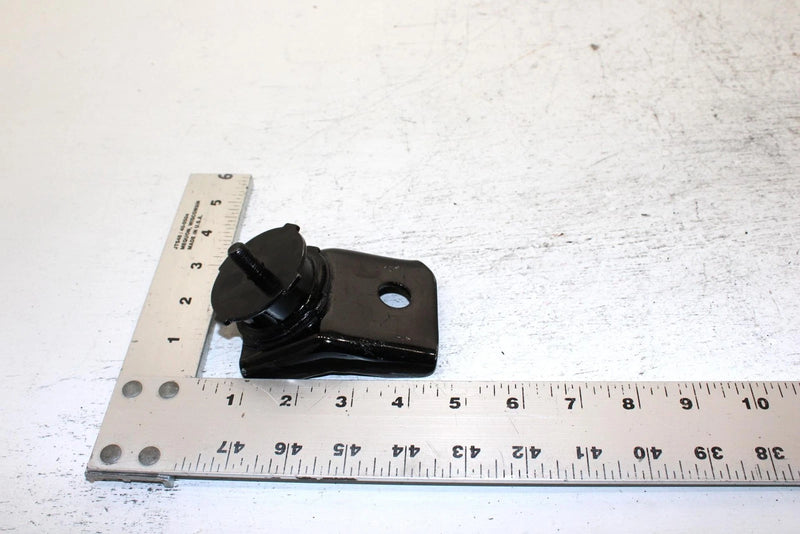1995 Yamaha Vmax 600 Le Oem Front Lower Right Motor Mount 85L-21417-00-00 SY21