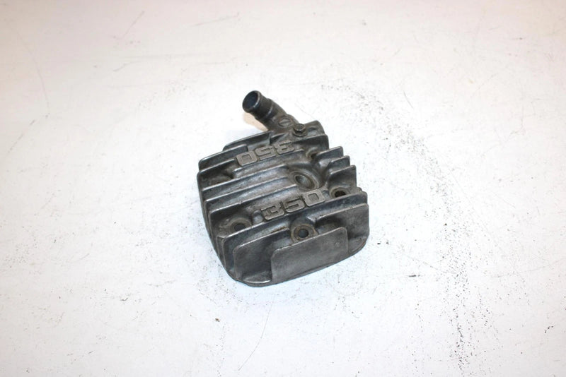 1993 Polaris 350l 6x6 Oem Cylinder Head 3084141 AP153
