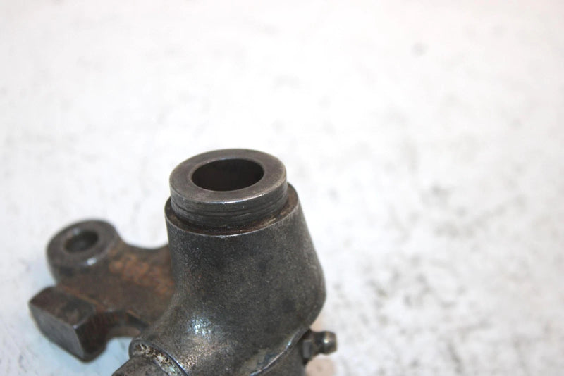 1996 Yamaha  Badger Yfm80h Oem Right Steering Knuckle 3GB-23502-10-00 AY14