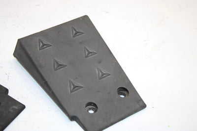95 Arctic Cat Bearcat 440 Oem Rear Footrest Set 0606-699 0606-698 SA9