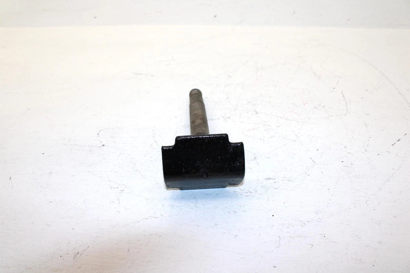 1995 Polaris 440 L/c Oem Steering Spindle W/Bushing  6230073-067 SP40
