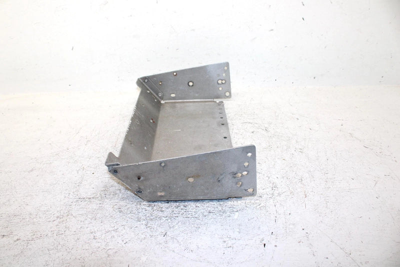 2001 Ski-doo Mxz 800 Oem Tunnel End Cap 518321303 SS19