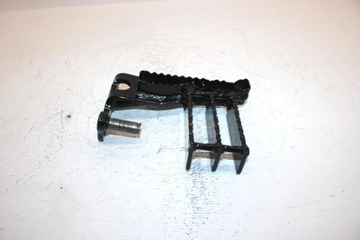 1986 Yamaha  Moto 4 Oem Right Foot Peg 29U-27421-10-00 AY7