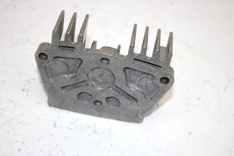 86 Honda Fourtrax  Trx125 A Oem Cylinder Head Side Cover R 12331-459-000 AH16