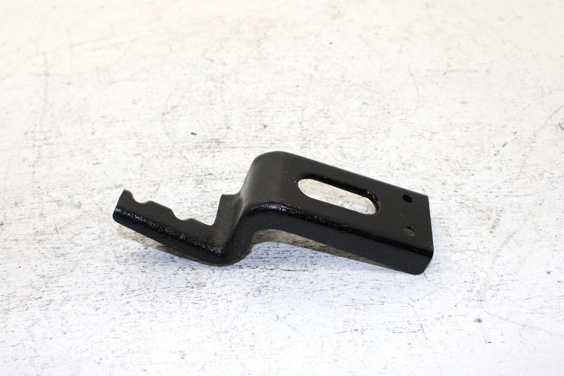 1987 Yamaha Exciter 570 L/c Oem Front OIl Tank Bracket 82M-2193E-00-00 SY18