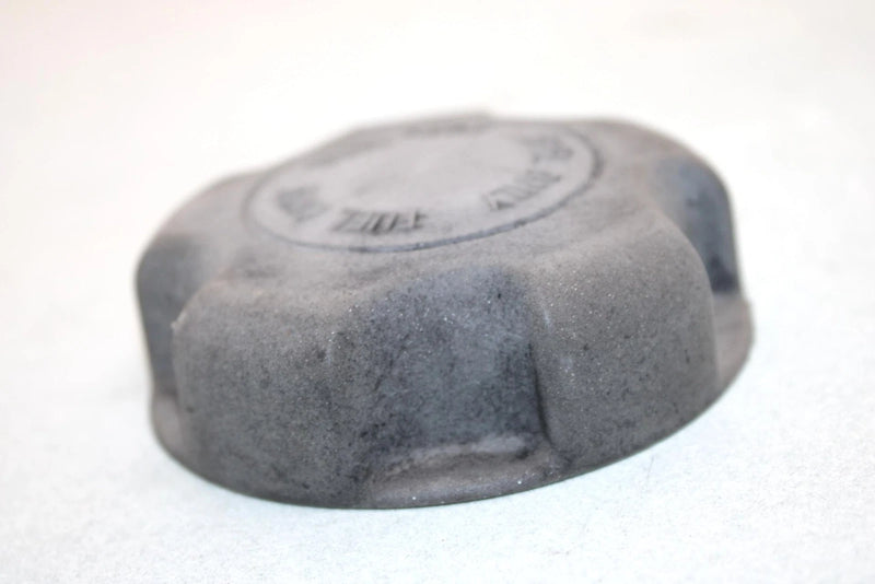 02 Polaris Sportsman 700 Oem Fuel Gas Cap 5434329 AP12
