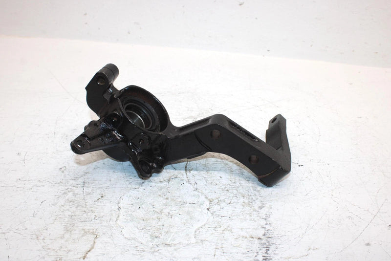 1998 Yamaha  Grizzly Oem Front Left Steering Knuckle 4WV-23501-00-00 AY49