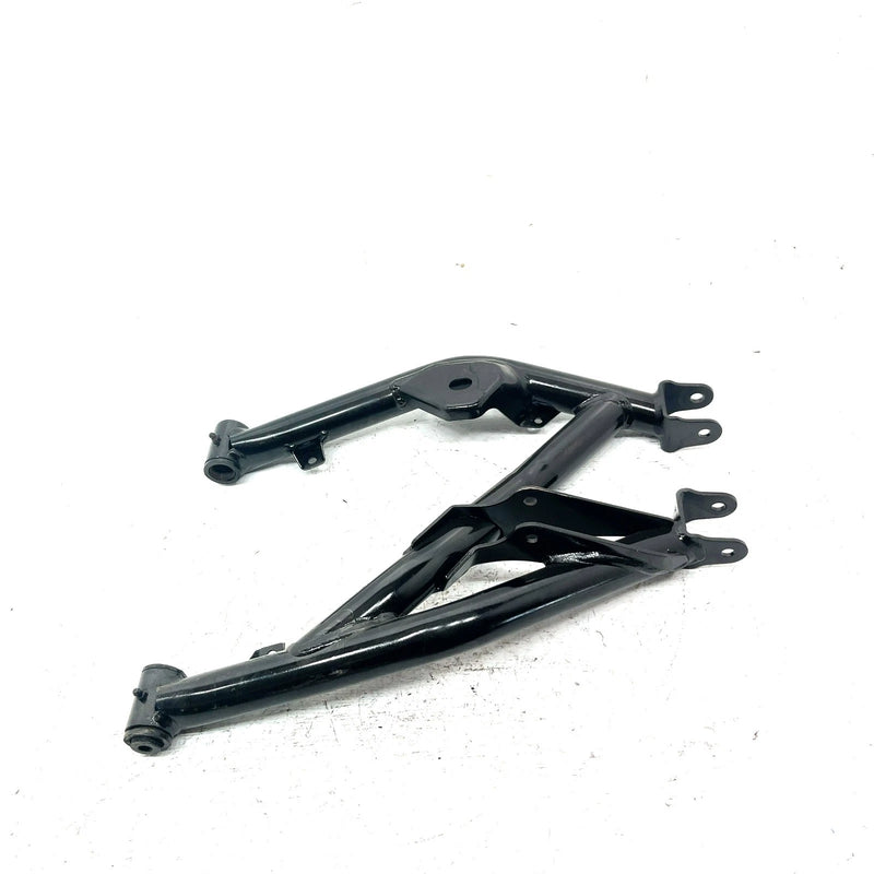 2022 Can-Am Defender HD10 OEM Rear Right Lower A Arm 706004578 XB0